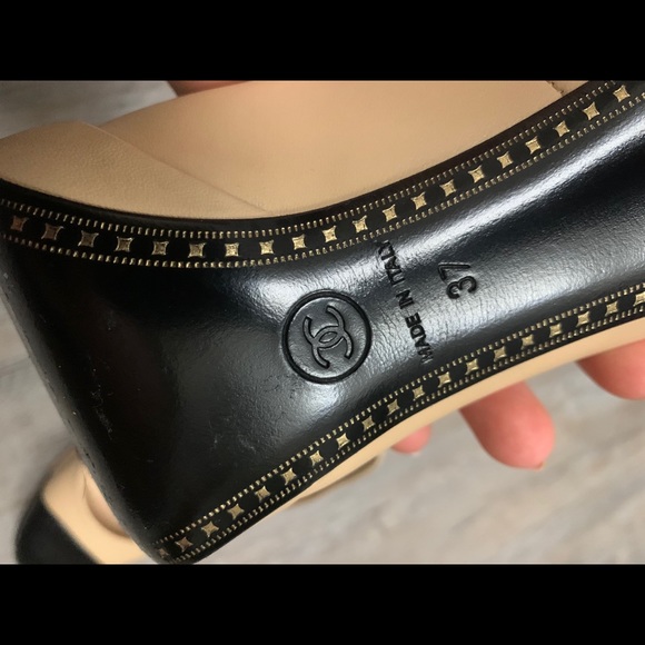 Chanel Heels - Picture 8 of 9